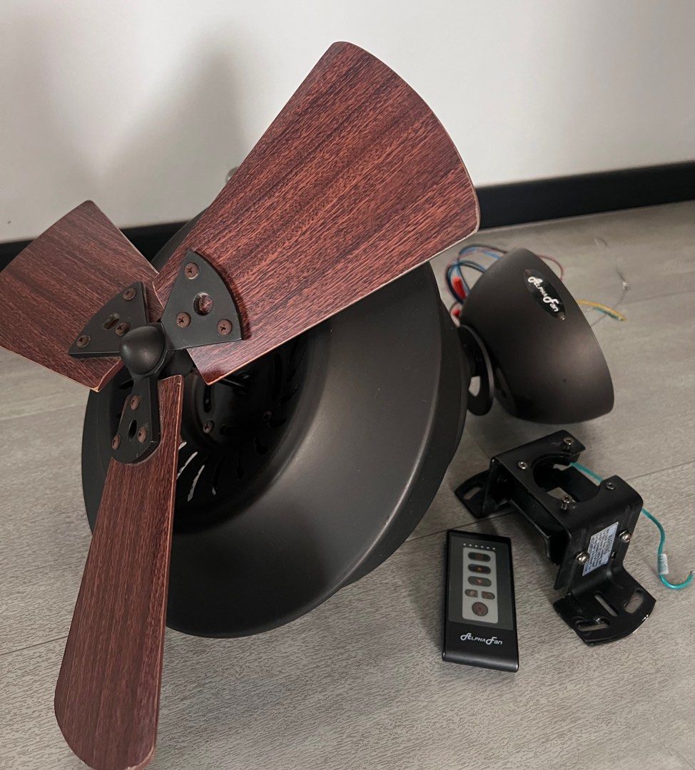 Alpha Axon-1 AC Corner Fan, Furniture & Home Living, Lighting & Fans ...