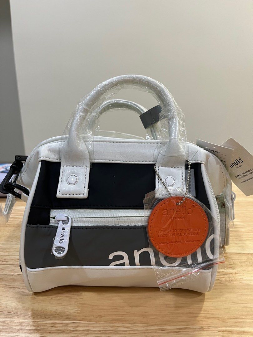 Anello shoulder bag (Japan version), Women's Fashion, Bags