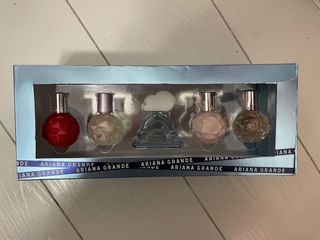 （分類：）位於 。 由 lyrasavannah 提交（商品編號 1246621888，圖片 1）。簡介： 。