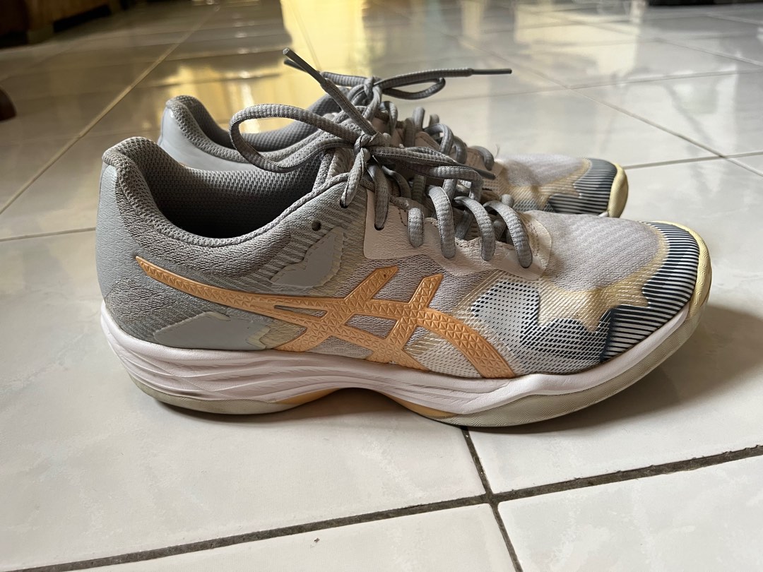 Asics gel tactic new arrivals 2 badminton