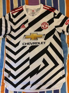 BNWT] Manchester United Chinese New Year Jersey 2019/2020, Men's Fashion,  Activewear on Carousell