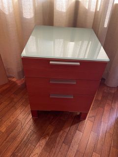 (Category: ) located in . Submitted by decluternn (Listing ID 1246571578, Image 1). Description: .
