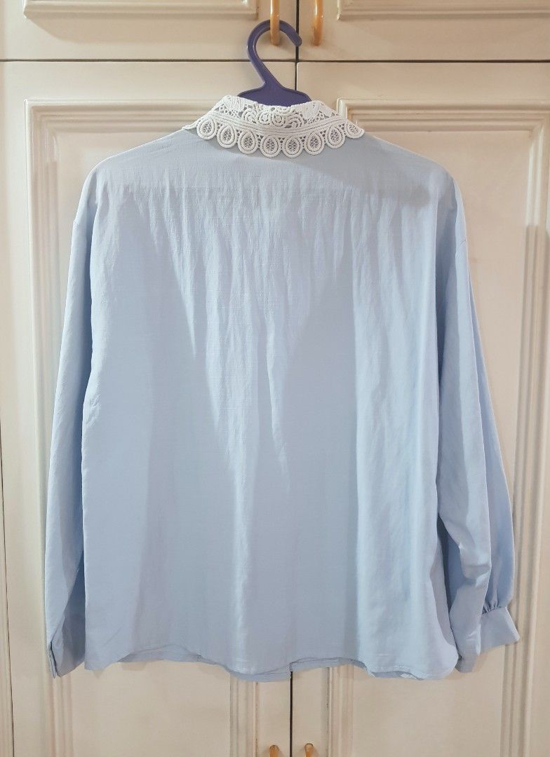 Hasu Collared Lace Shirt