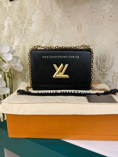 Louis Vuitton Twist MM Black Epi Black - Luxury Helsinki