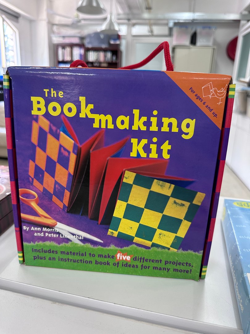 Book making kit, 興趣及遊戲, 玩具& 遊戲類- Carousell