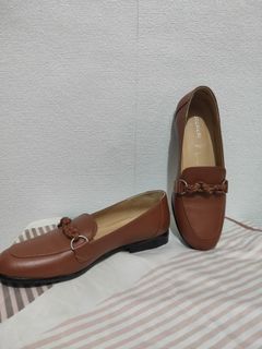 Bucheri Woman Flat Shoes Leather Sepatu Vintage