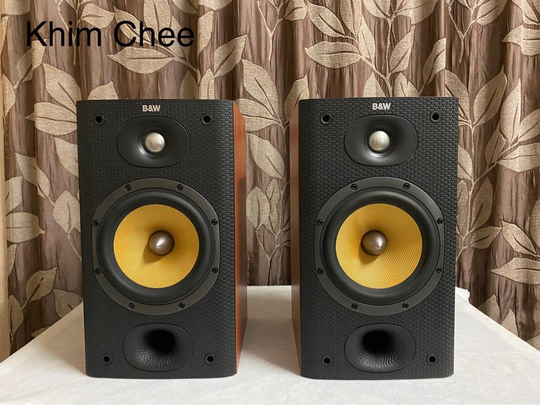 B W DM601 S3 Bookshelf Speakers Audio Soundbars Speakers
