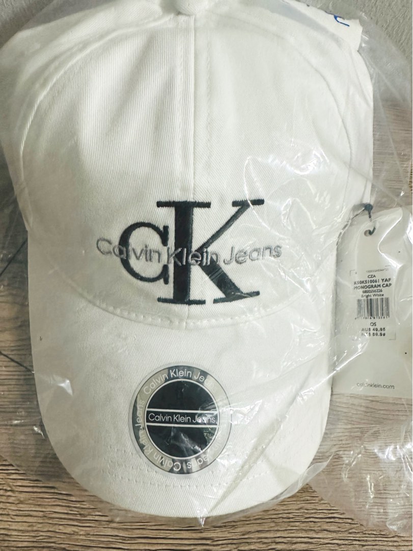 Calvin Klein White Cap authentic Men s Fashion Watches