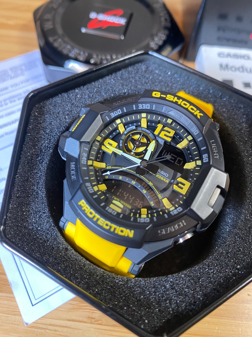 Casio G-SHOCK GA1000-9BDR Gravitymaster Yellow, Men's Fashion, Watches ...
