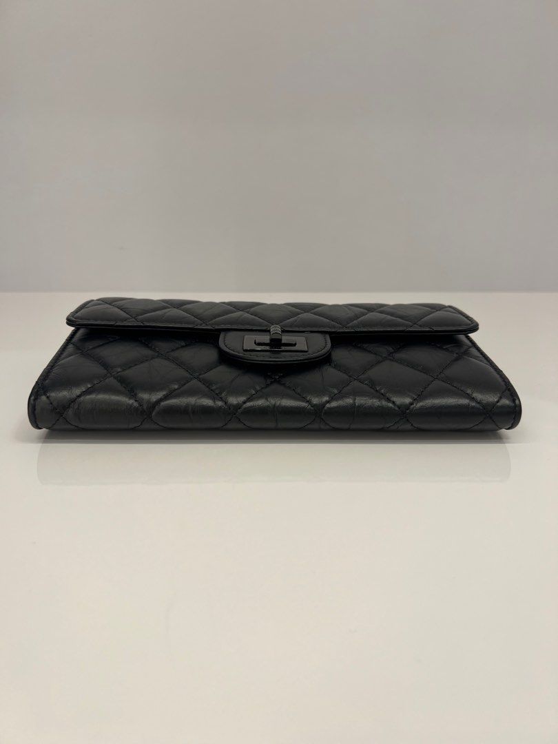 2.55 Long flap wallet - Aged calfskin & gold-tone metal, black — Fashion