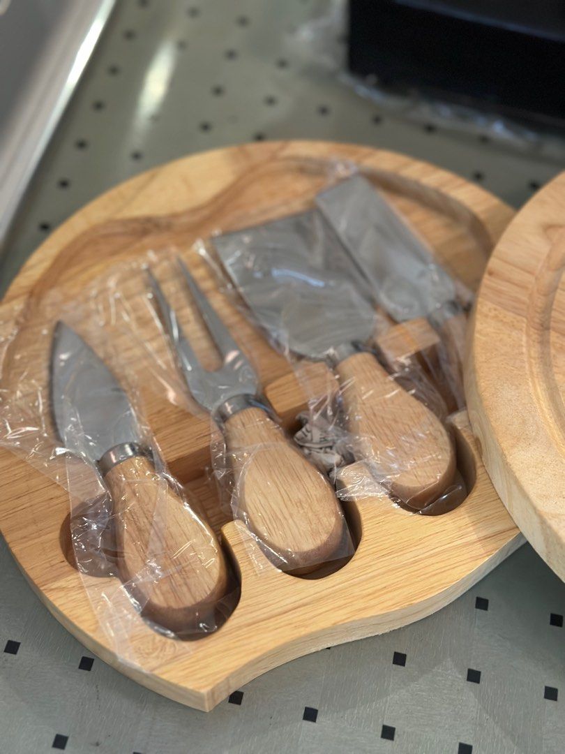 Cheese Platter Set with Knives, Furniture & Home Living, Kitchenware