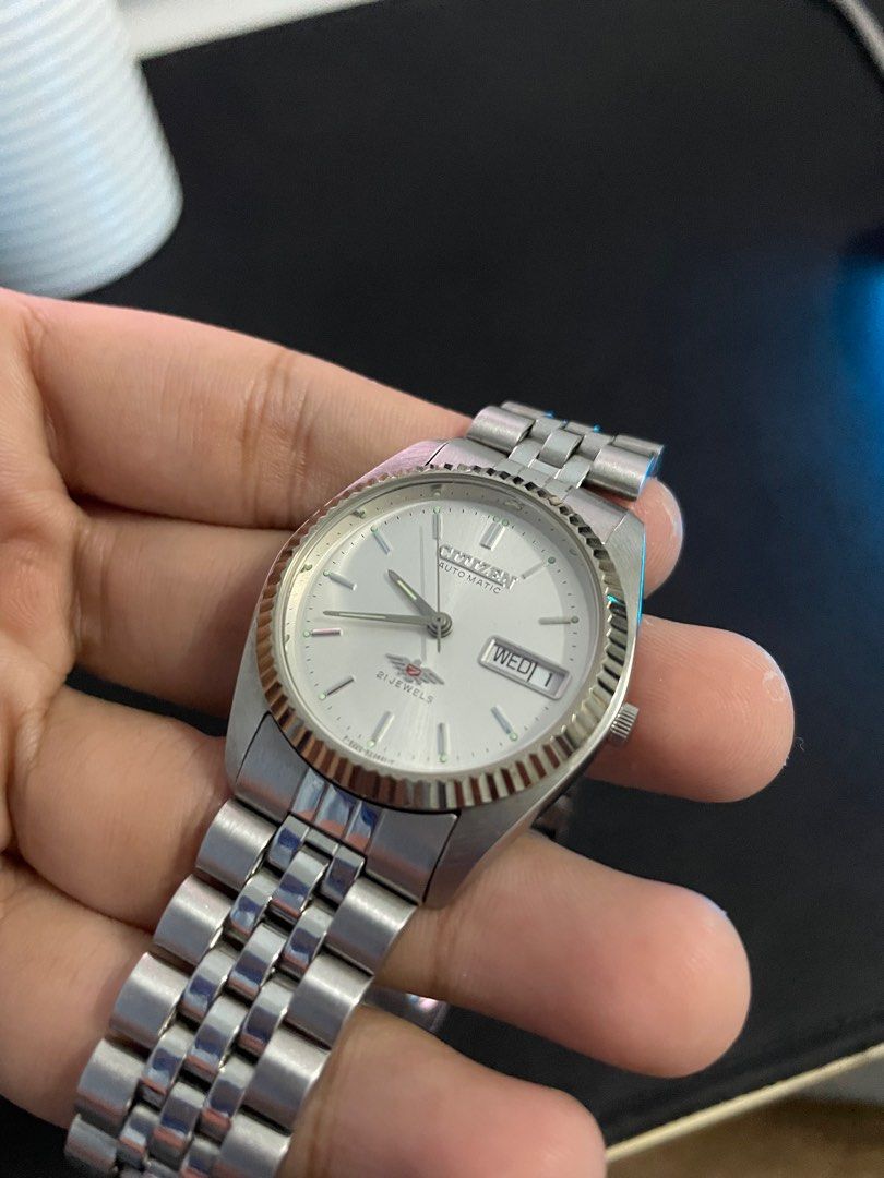 Citizen fluted on sale bezel