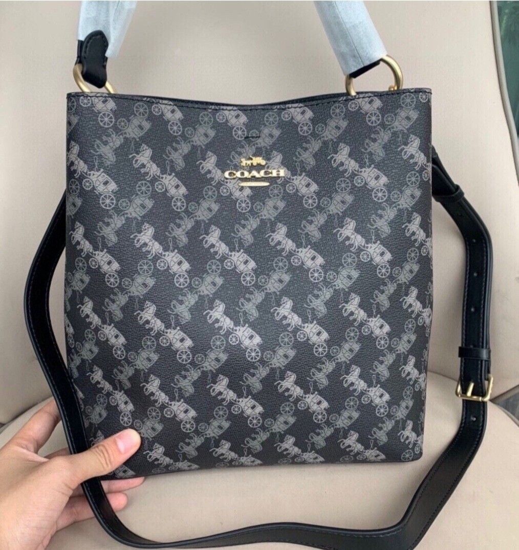 Town bucket bag with horse and carriage print on sale