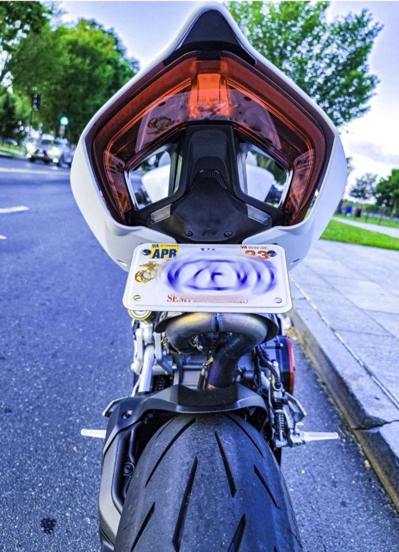 Futurismoto shop tail tidy