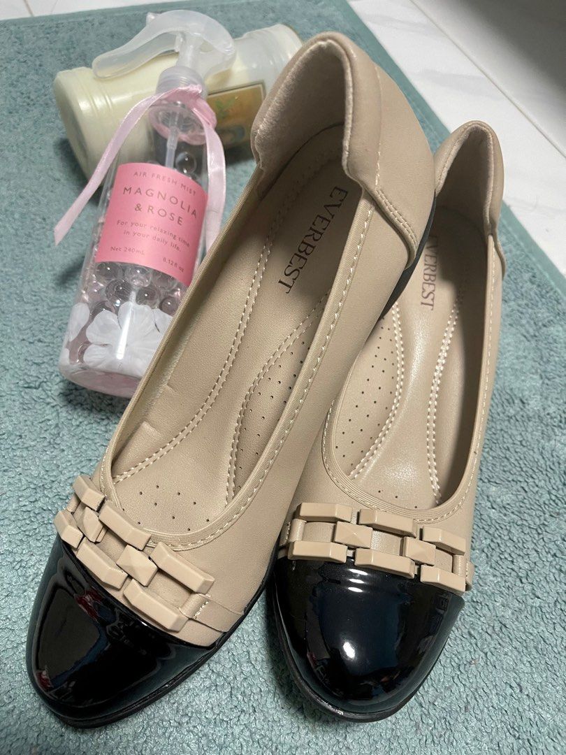 Soft padded shoes clearance