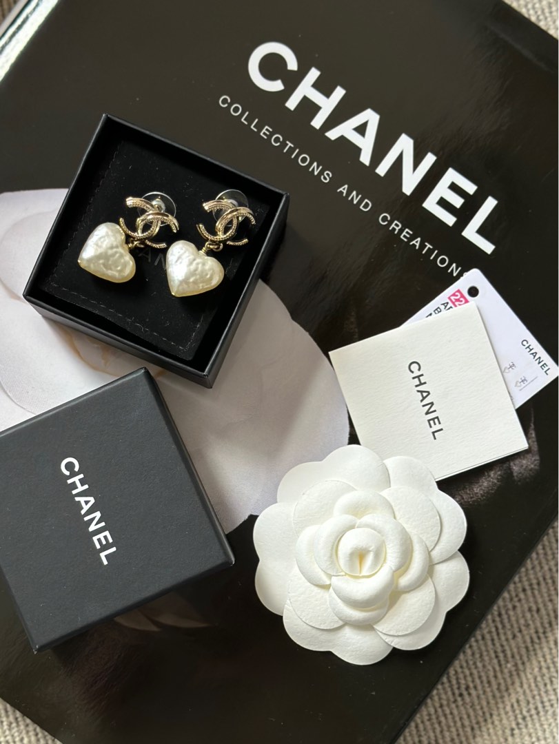 Chanel Pearl Heart Drop CC Earrings