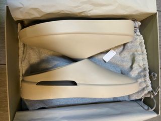 （分類：）位於 。 由 second2seller 提交（商品編號 1246701897，圖片 1）。簡介： 。