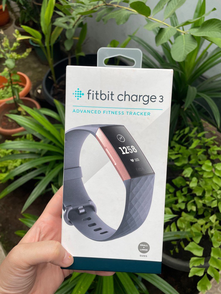 Fitbit charge 3 clearance blue grey rose gold