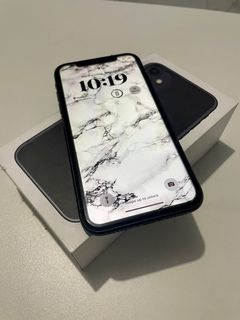 For sale iphone 11 64gb Space Black