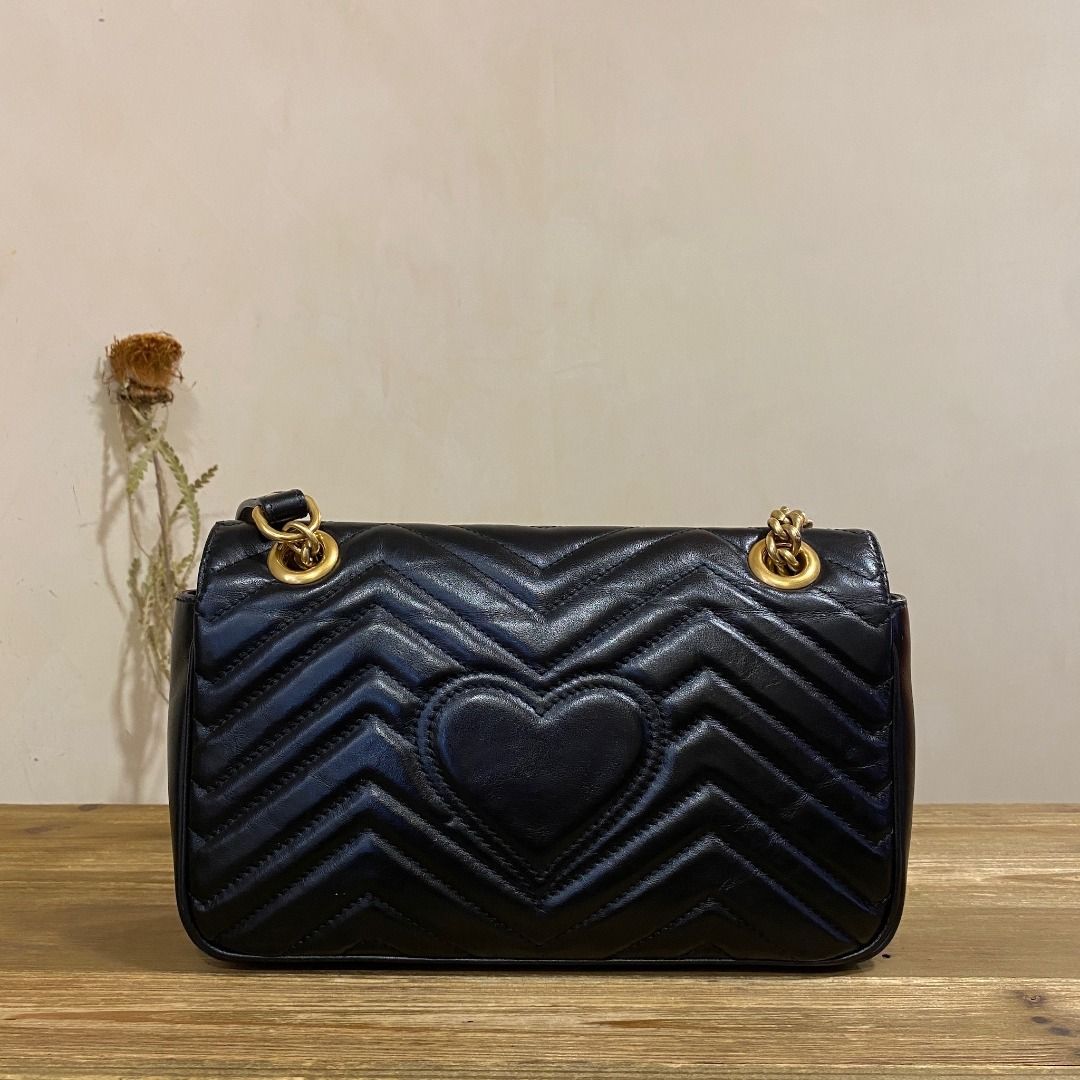 Gucci classic flap discount bag
