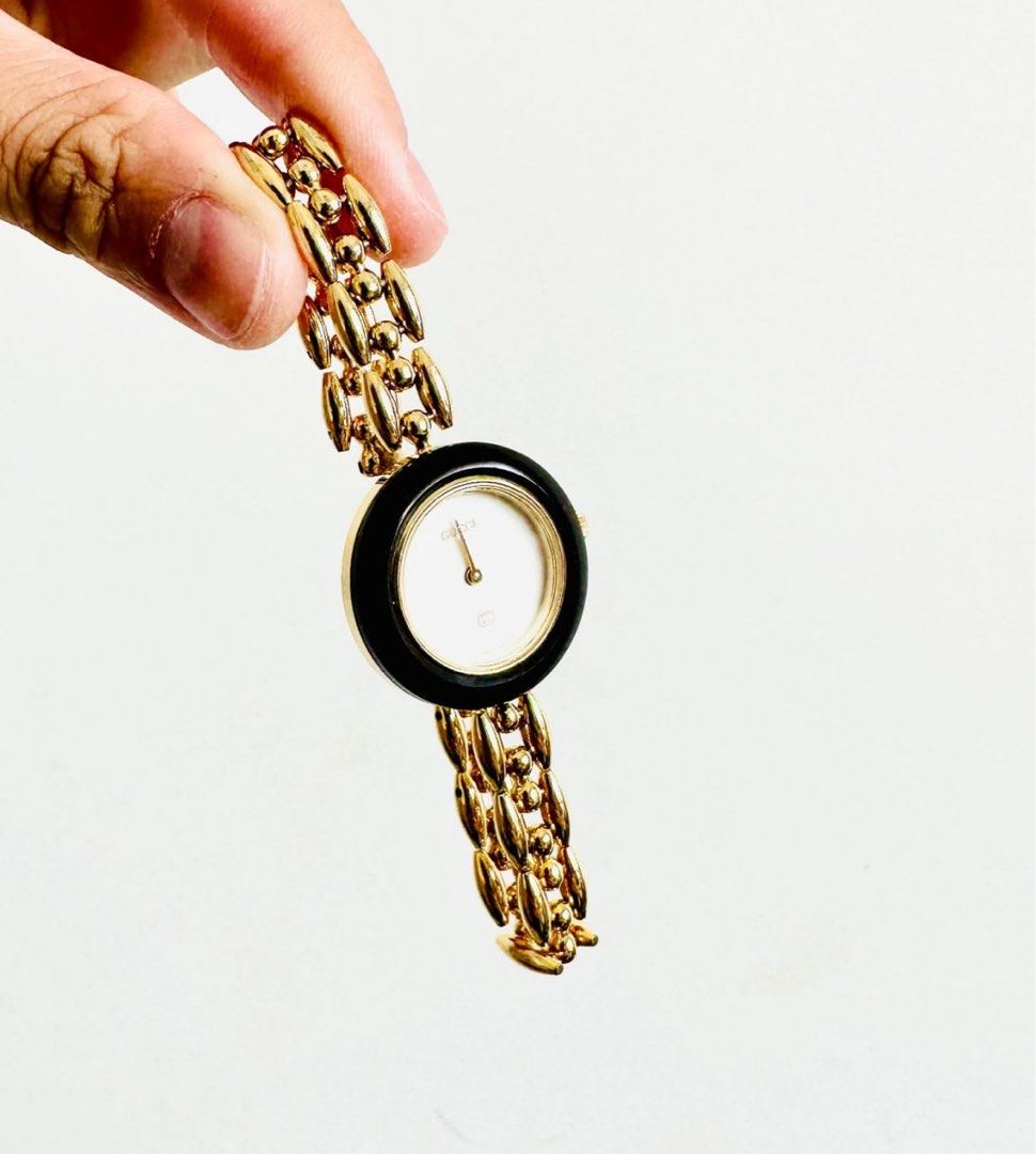 Gucci Gold Bezel Watch