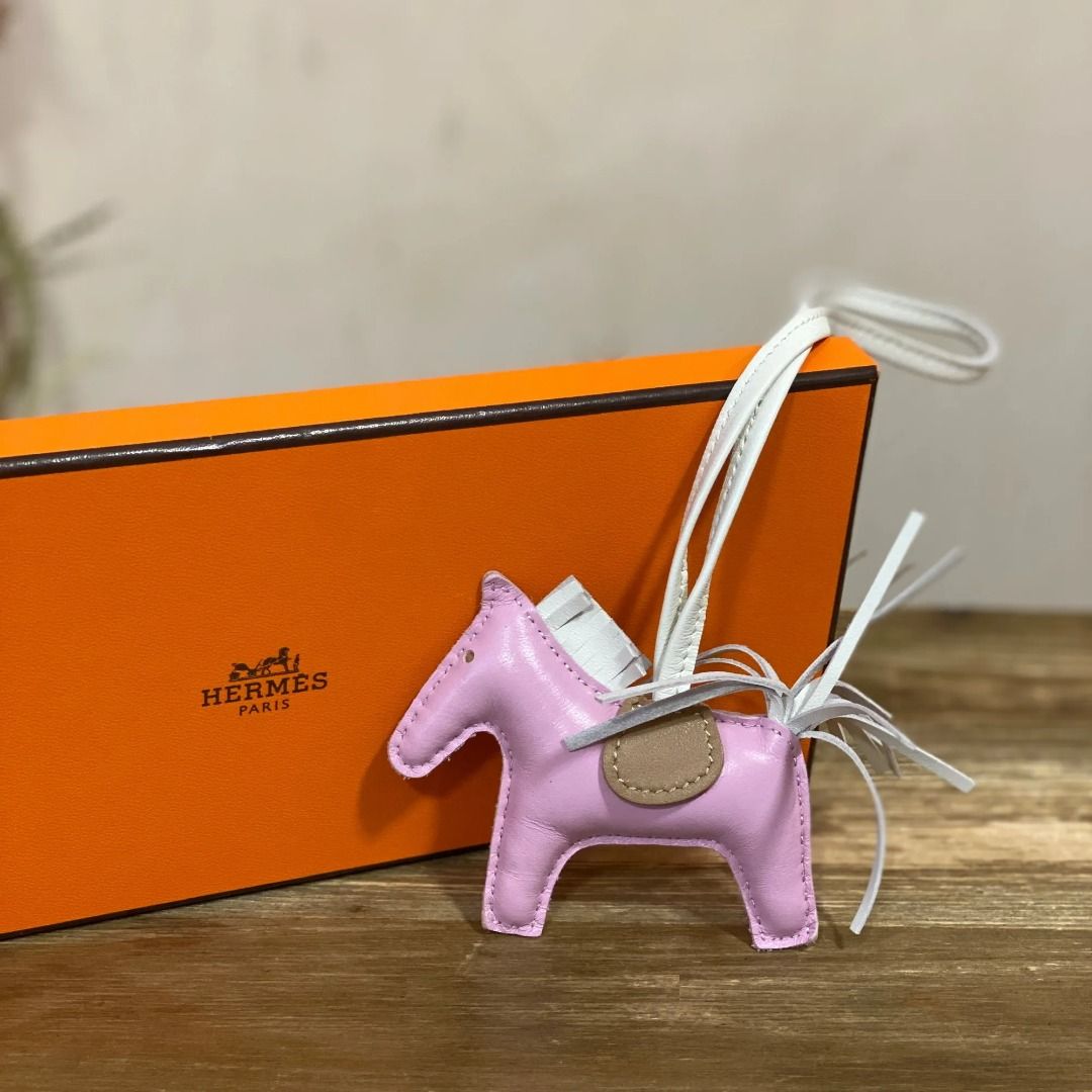 Horse keychain store hermes