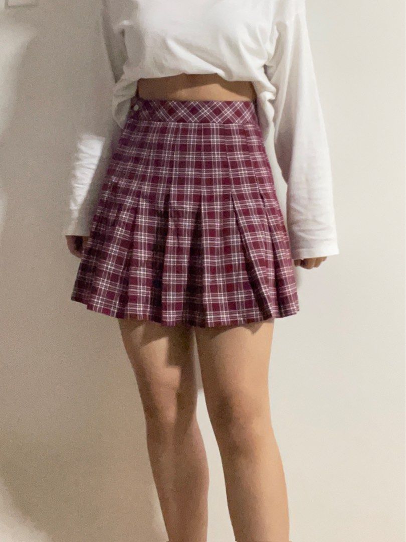 H M Divided Red School Girl Skirt Women s Fashion Bottoms