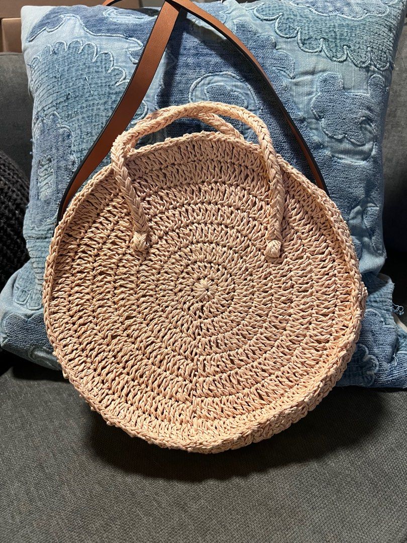H M Straw Native Round Beach bag Crossbody bag Sling Bag Handbag