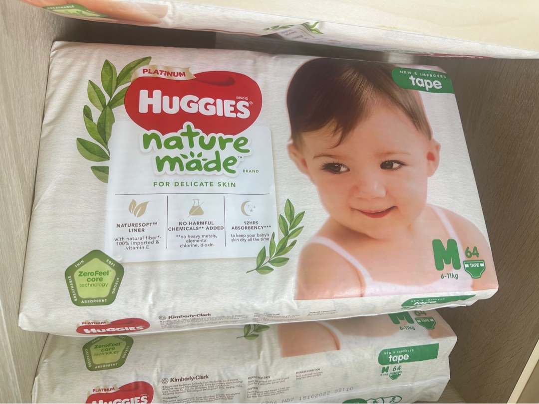 Huggies Diapers, Babies & Kids, Bathing & Changing, Diapers & Baby