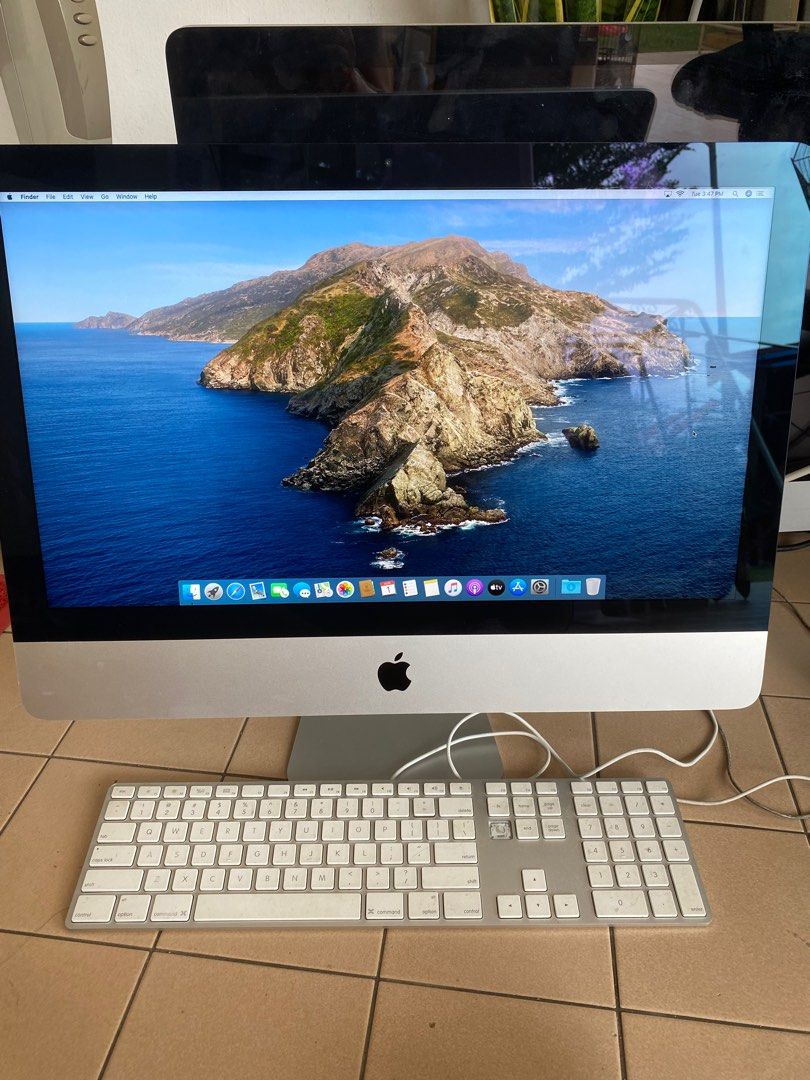 iMac 21.5 inch, Computers & Tech, Desktops on Carousell