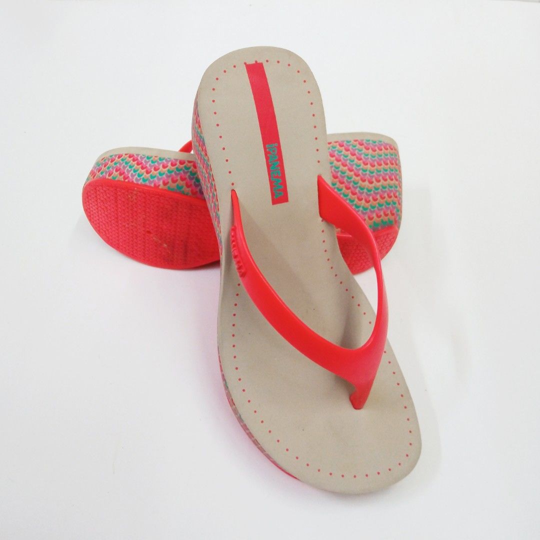 Ipanema clearance lipstick wedge