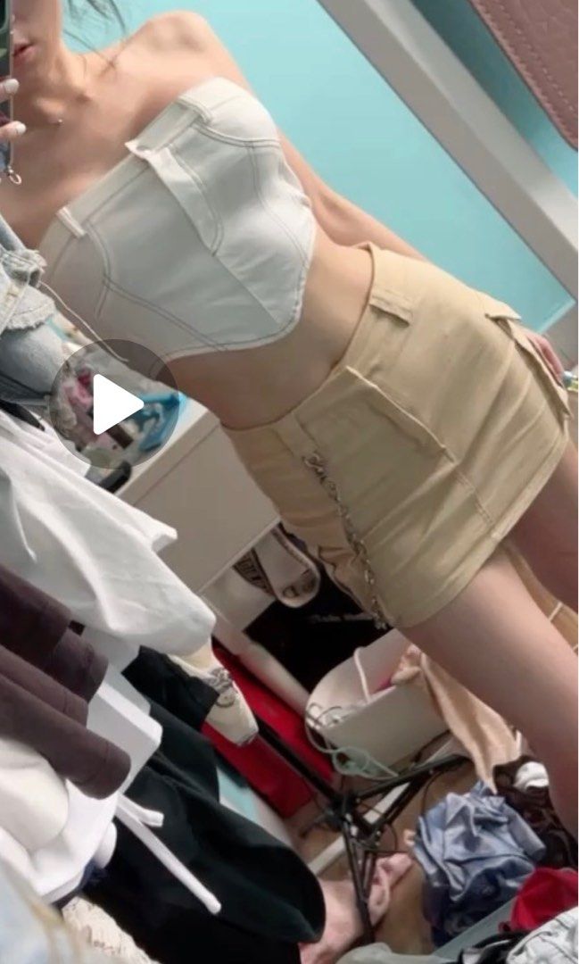 White jeans cheap and crop top
