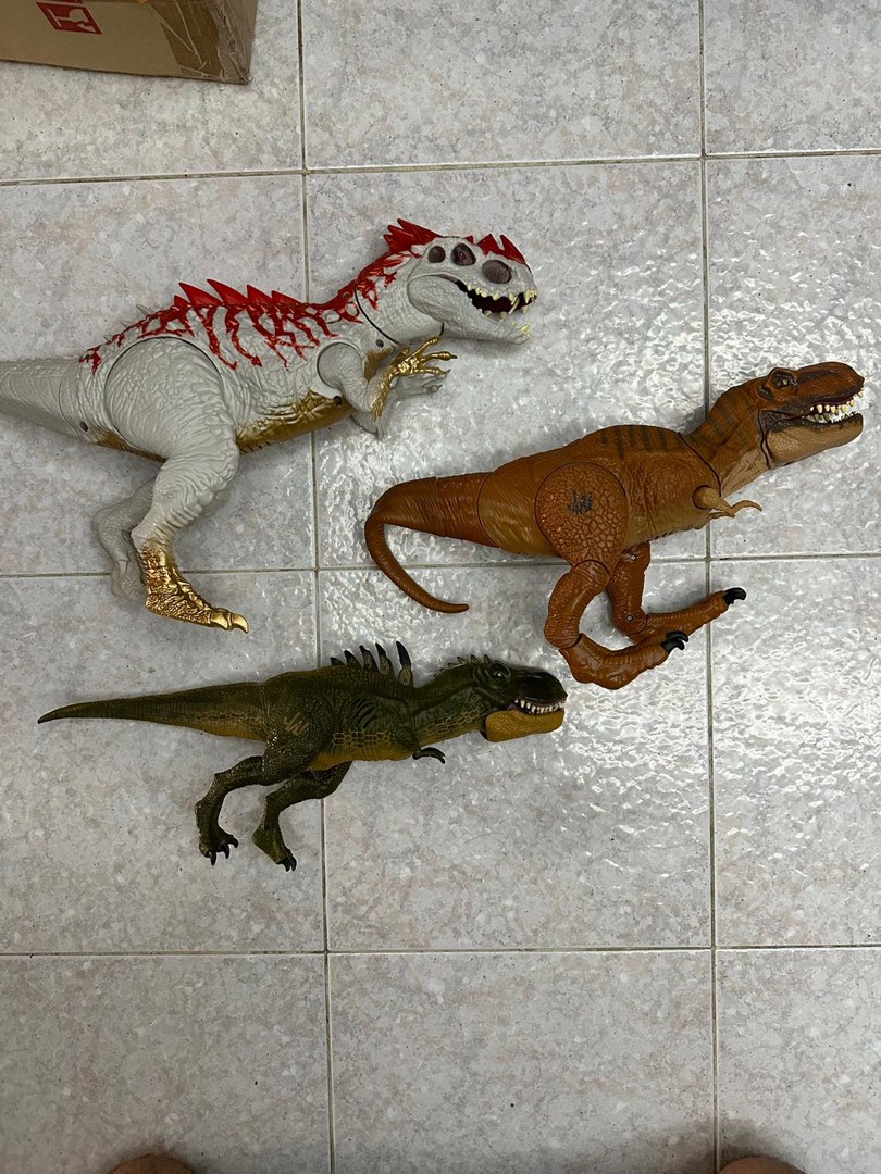 Jurassic World Dinosaurs, Hobbies & Toys, Toys & Games on Carousell