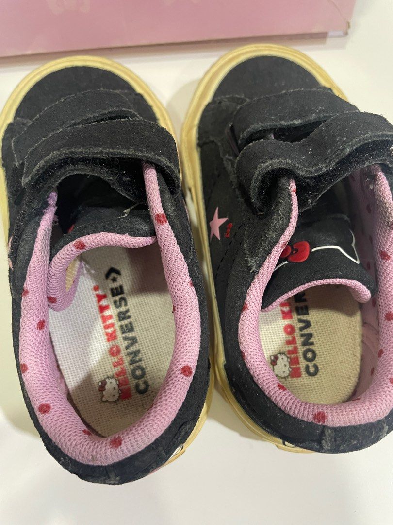 Converse hello kitty negras deals