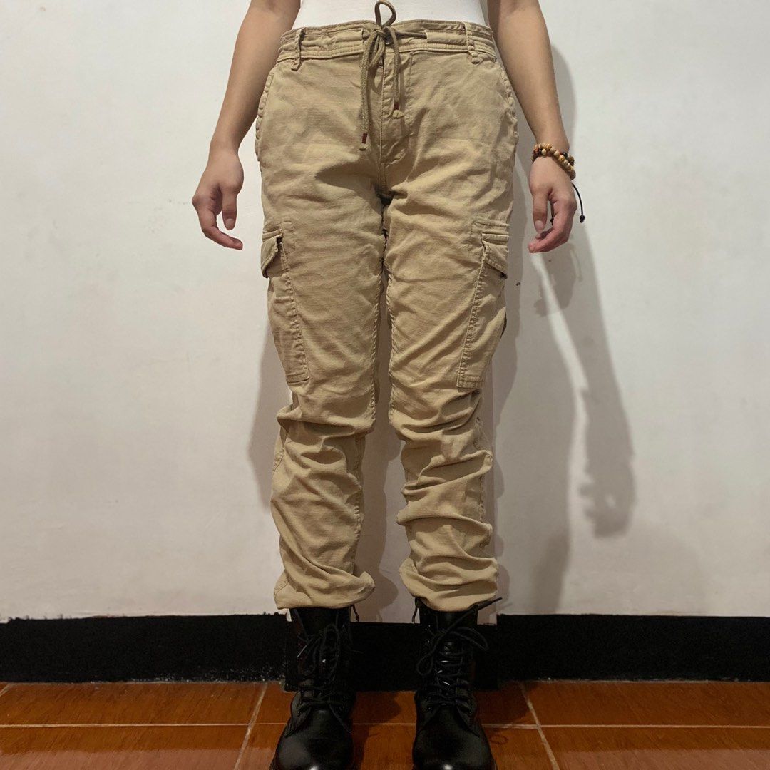 Khaki Cargo Pants, Women's Fashion, Bottoms, Jeans on Carousell