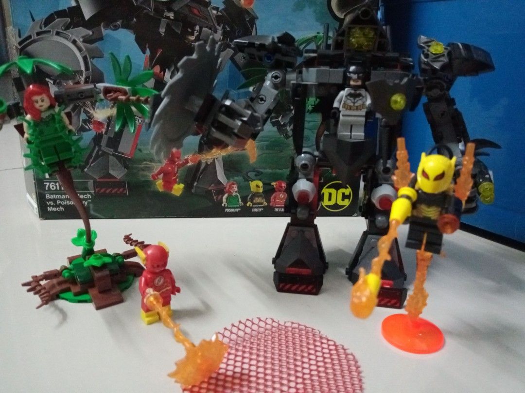 Lego poison deals ivy mech