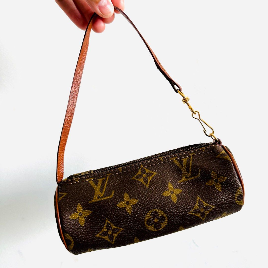 Louis Vuitton Bag Papillon 26 Damier Canvas Gold Hardware, Luxury, Bags &  Wallets on Carousell