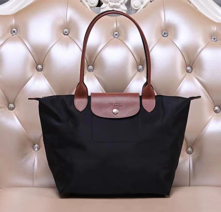 Longchamp large 2025 dimensions
