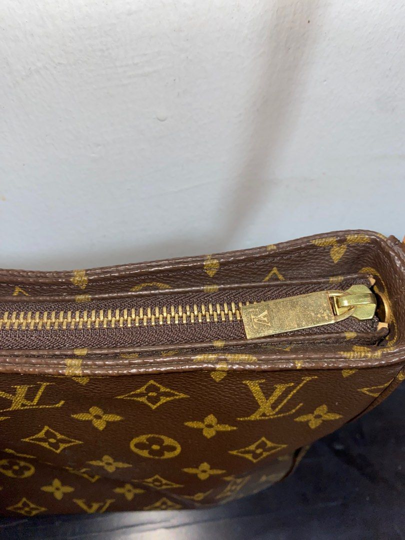 Louis Vuitton looping mm (Category: Luxury Bags & Wallets) located in Cainta. Submitted by grailfinders (Listing ID 1246586597, Image 2). Description: - Prelove lux bags - bought in japan - money back guarantee - GCash payment .