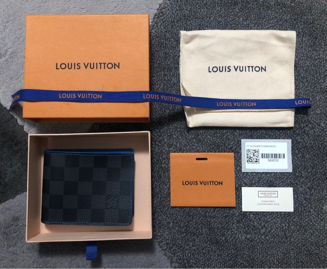 LOUIS VUITTON Gaston Wearable Wallet - Bleu