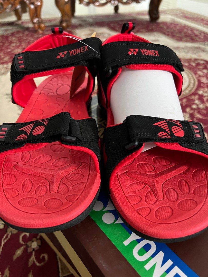 Yonex sandals on sale