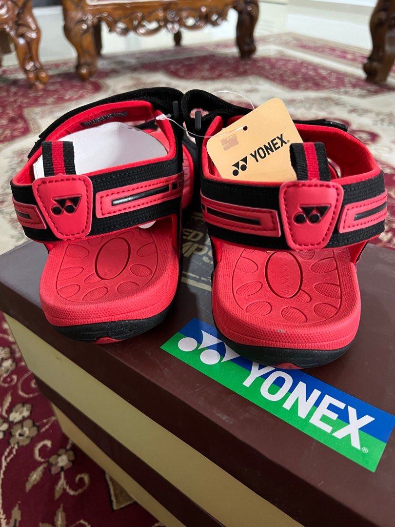 Sandal yonex top
