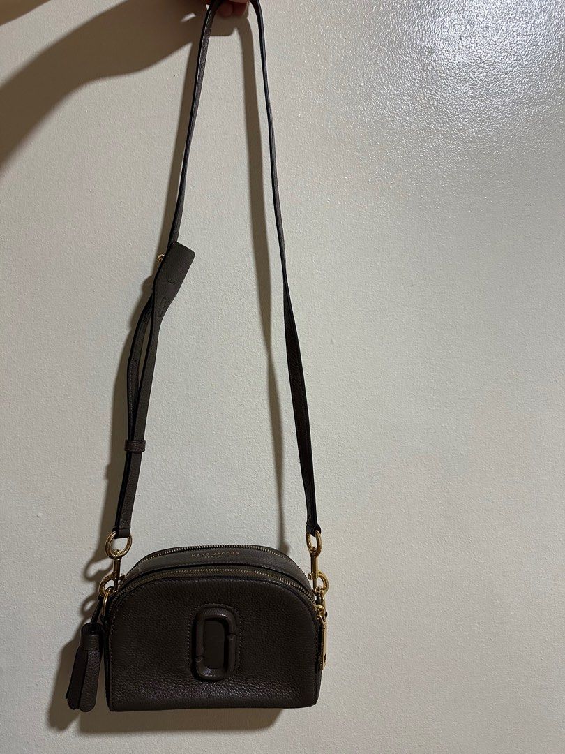 Marc jacobs shutter leather half moon crossbody bag on sale