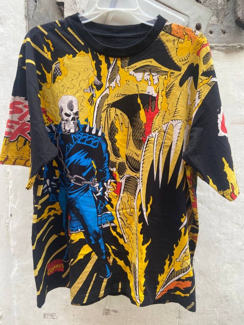 Marvel Ghost Rider (AOP) (Category: Tshirts & Polo Shirts ) located in Quezon City. Submitted by MNLVINTAGE_DEPOT (Listing ID 1246736920, Image 3). Description: Marvel Ghost rider (AOP) Size: XL on tag Dimensions: 22.5 x 28 Condition: 10/10 excellent condition Swipe⬅️for details M/Mine: ₱1800 + Shipping fee 🚨Color may vary due to light 🚨Strictly payment First⚠️ 🚨No low ballers💥 🚨Dm for more info❗❗.