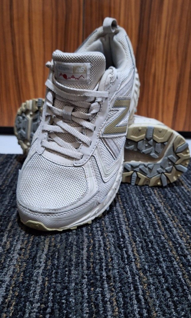 New balance u410 blanche hotsell