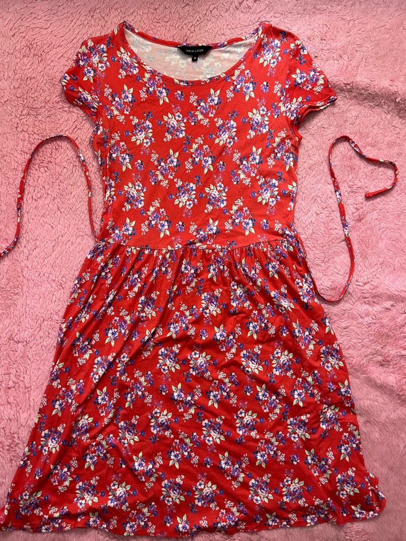 New Look Flower Dress, Fesyen Wanita, Pakaian Wanita, Gaun u0026 Rok di  Carousell