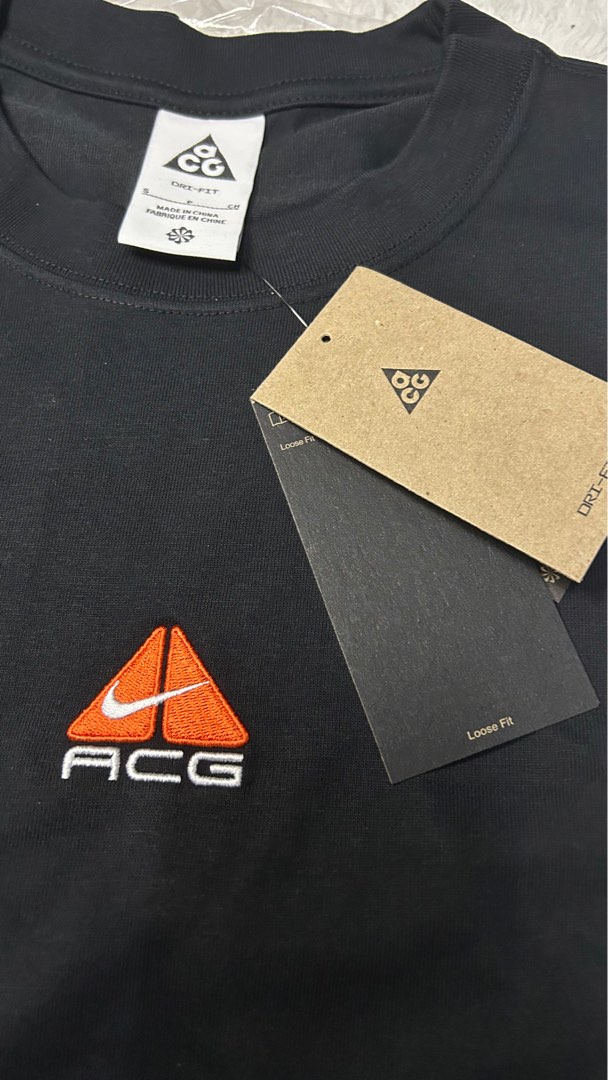 Nike acg tee black sales