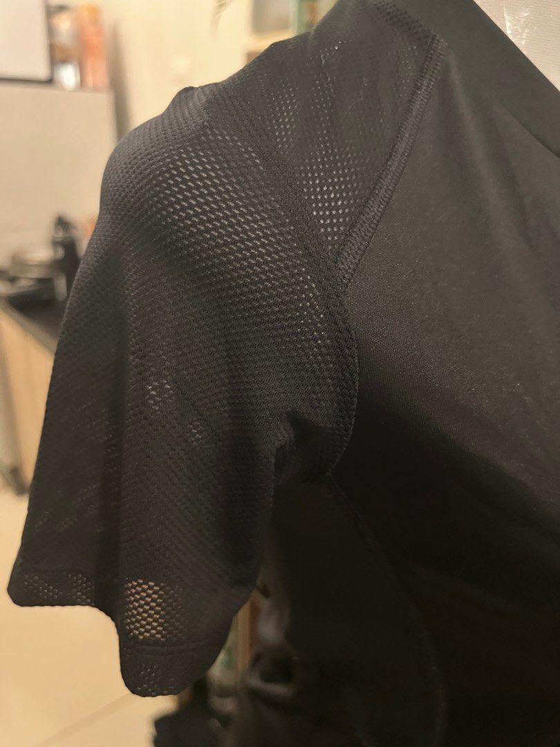 NIKE drifit w/mesh details (Category: Activewear) located in Quezon City. Submitted by janey_21 (Listing ID 1246651237, Image 2). Description: .