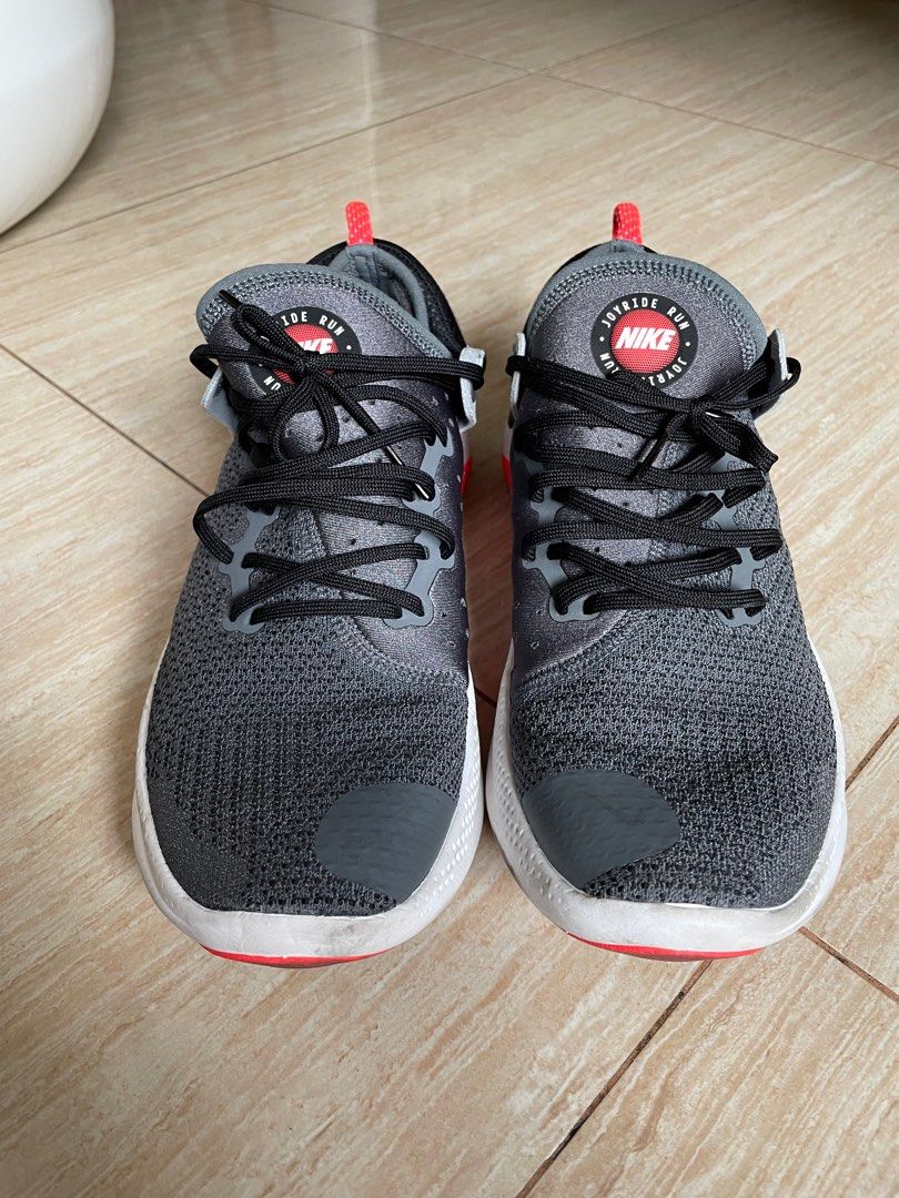 Nike top joyride us