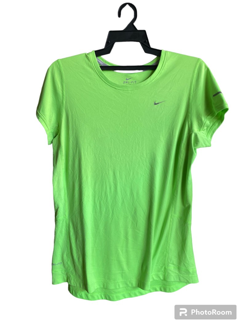 Neon nike outlet shirt women's